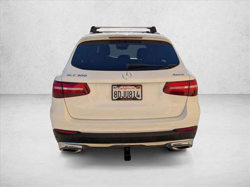 Used 2018 Mercedes-Benz GLC 300 4MATIC image 7