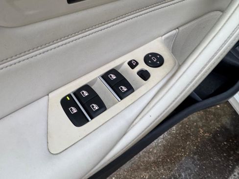 Used 2018 BMW 530e xDrive image 20