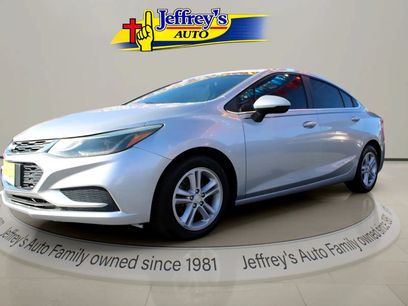 Used 2017 Chevrolet Cruze LT