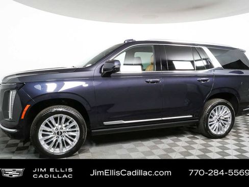 New 2026 Cadillac Escalade Luxury w/ Touring Package AWD/4WD image 33