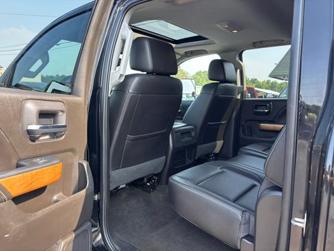 Used 2018 Chevrolet Silverado 3500 LTZ w/ Duramax Plus Package AWD/4WD image 28
