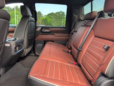 New 2026 GMC Sierra 3500 Denali Ultimate AWD/4WD image 35