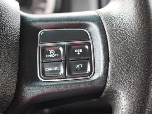 Used 2018 RAM 2500 SLT AWD/4WD image 17