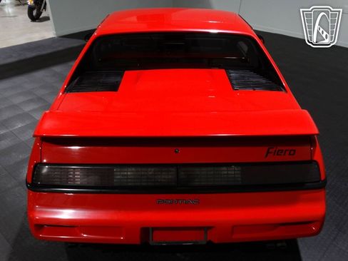 Used 1988 Pontiac Fiero image 14