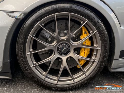 Used 2019 Porsche 911 GT3 RS w/ Weissach Package RWD image 42