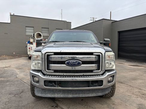 Used 2015 Ford F250 XLT w/ FX4 Off-Road Package image 2