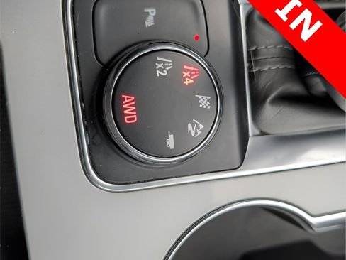 Used 2020 Chevrolet Blazer LT image 15