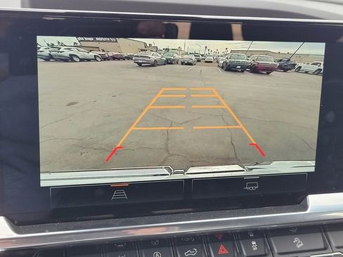 New 2026 GMC Sierra 1500 Elevation image 8