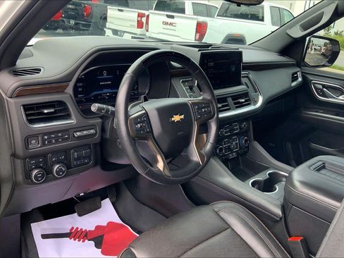 Used 2023 Chevrolet Tahoe High Country w/ Advanced Technology Package AWD/4WD image 13