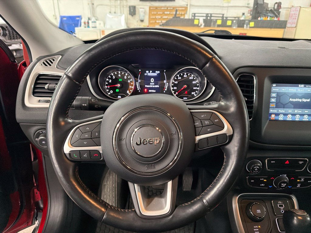 Used 2020 Jeep Compass Latitude w/ Cold Weather Group AWD/4WD image 4