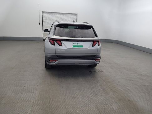 Used 2025 Hyundai Tucson SEL FWD image 6