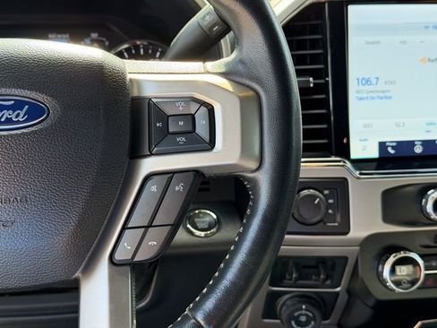 Used 2022 Ford F250 Lariat w/ Lariat Ultimate Package AWD/4WD image 16