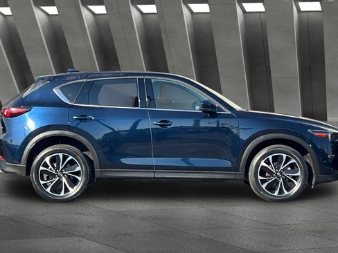 Used 2023 MAZDA CX-5 AWD 2.5 S w/ Premium Package image 3