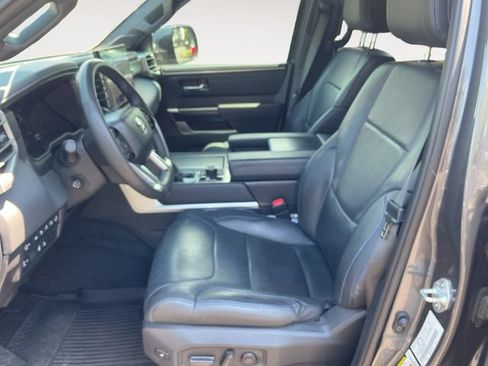 Certified 2024 Toyota Sequoia Platinum AWD/4WD image 10