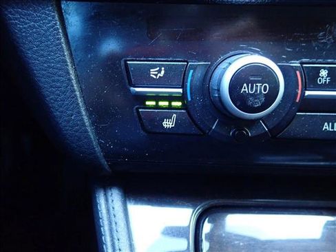 Used 2013 BMW 528i xDrive Sedan AWD/4WD image 20