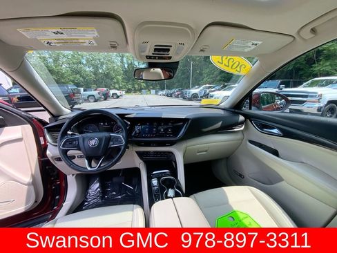 Certified 2022 Buick Envision Essence w/ Technology Package I FWD image 22