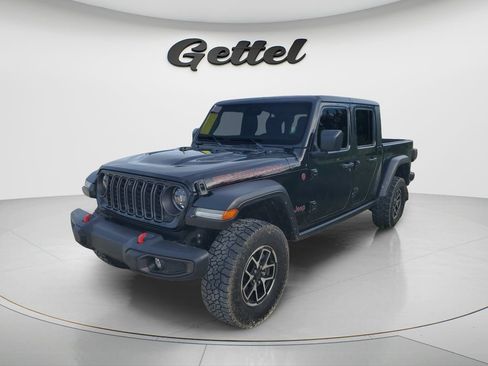 Used 2024 Jeep Gladiator Rubicon w/ Technology Group AWD/4WD image 1