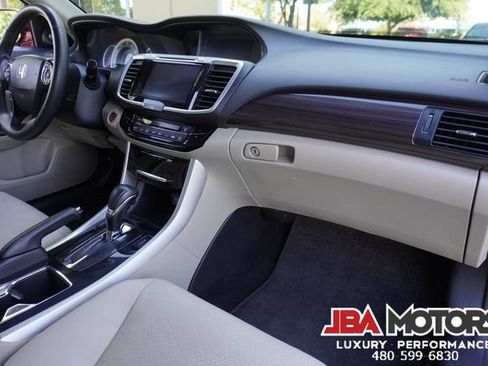 Used 2017 Honda Accord EX-L image 91