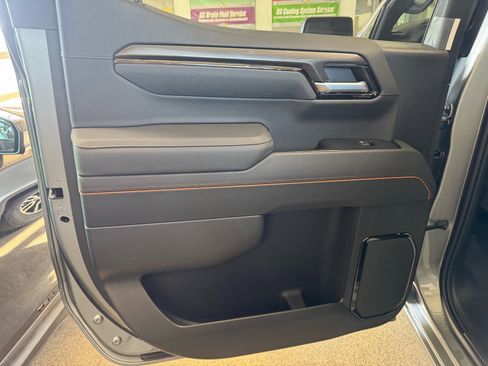 New 2026 GMC Sierra 1500 AT4 w/ AT4 Premium Package image 9