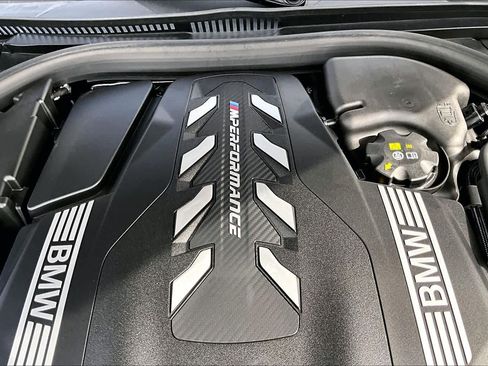 Used 2024 BMW M850i xDrive Coupe AWD/4WD image 31