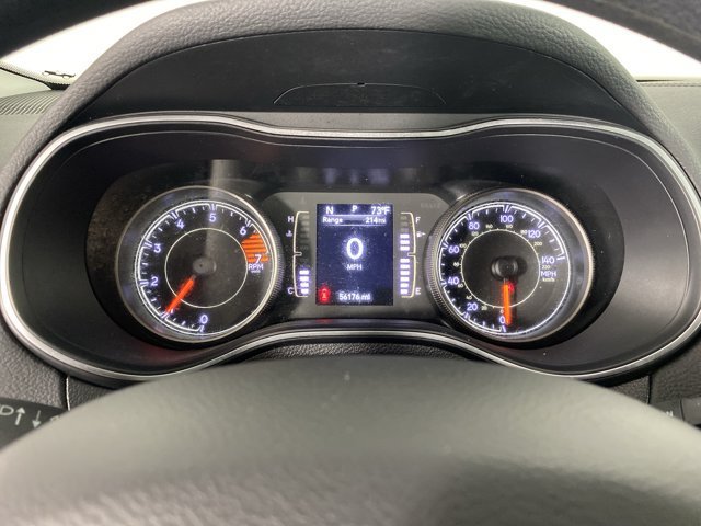 Used 2019 Jeep Cherokee Latitude w/ Popular Appearance Group AWD/4WD image 19