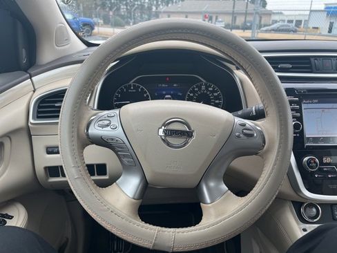 Used 2017 Nissan Murano SL image 22
