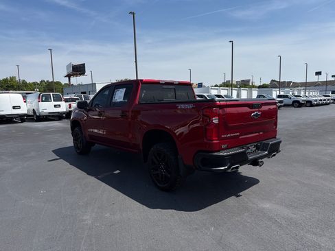 Used 2023 Chevrolet Silverado 1500 LT Trail Boss w/ LT Trail Boss Premium Package AWD/4WD image 5