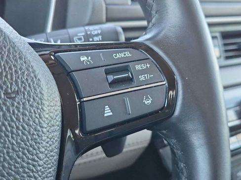 Certified 2025 Honda Pilot EX-L image 23
