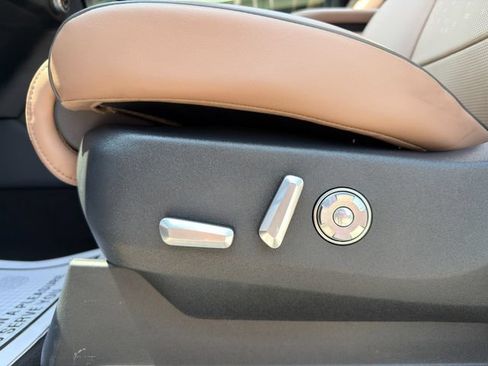 Used 2025 Lincoln Navigator Black Label AWD/4WD image 28