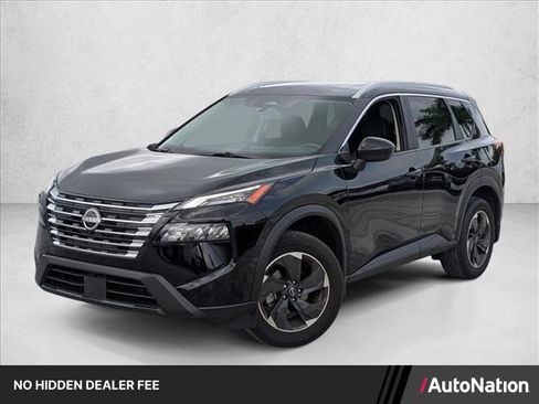 Certified 2025 Nissan Rogue SV w/ SV Premium Package FWD image 1