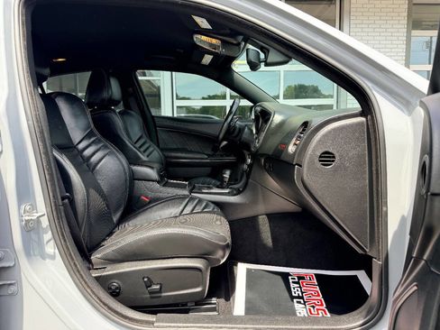 Used 2020 Dodge Charger SRT Hellcat RWD image 37