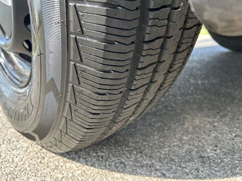 Used 2025 Mercedes-Benz Sprinter 2500 image 28