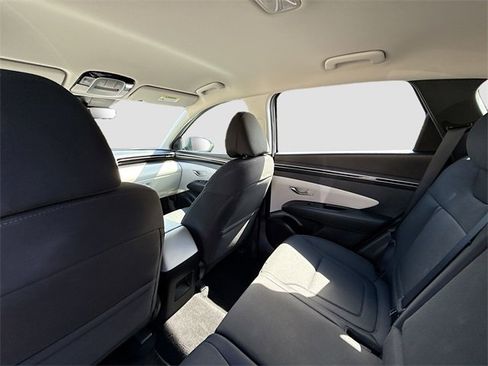 Certified 2024 Hyundai Tucson SE image 23