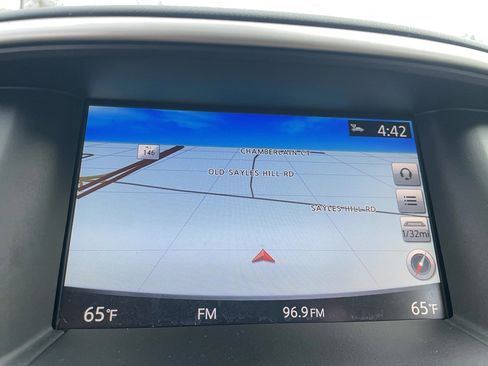 Used 2020 Nissan Pathfinder Platinum AWD/4WD image 10