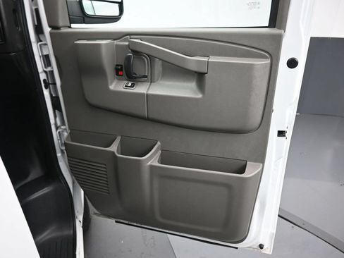 Used 2023 Chevrolet Express 3500 LS RWD image 34