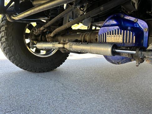 Used 2017 Ford F250 Lariat w/ Chrome Package image 59