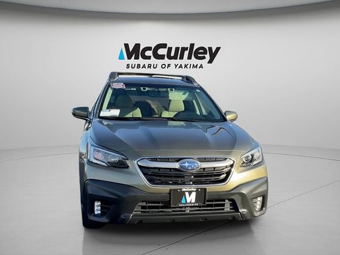Used 2022 Subaru Outback Premium AWD/4WD image 8