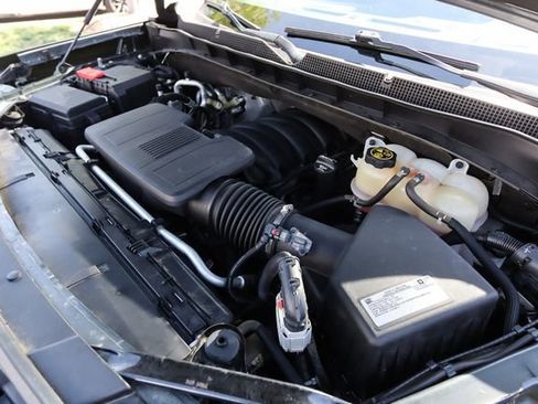 Used 2021 Chevrolet Suburban LT w/ Luxury Package image 68