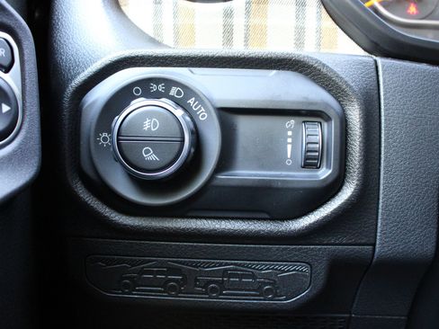 New 2026 Jeep Gladiator Sport AWD/4WD image 28
