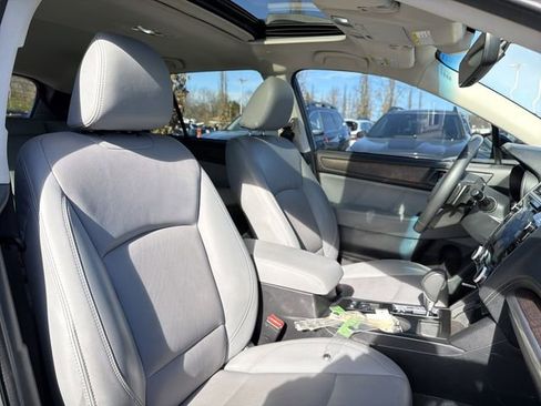 Used 2019 Subaru Outback 3.6R Limited image 19
