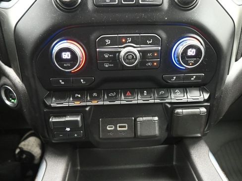 Used 2021 Chevrolet Silverado 1500 LT Trail Boss w/ Convenience Package II AWD/4WD image 14