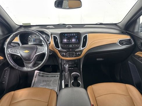 Used 2018 Chevrolet Equinox Premier image 16