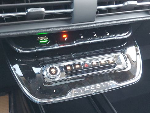 New 2026 Lincoln Corsair Premiere image 22