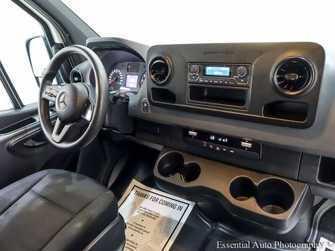 Used 2021 Mercedes-Benz Sprinter 2500 w/ Driver Convenience Package image 19