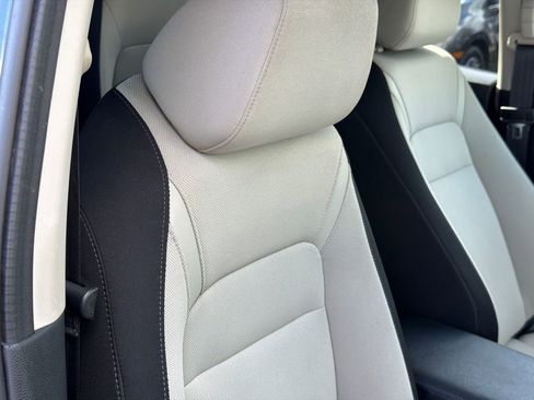 Used 2024 Honda CR-V EX image 10
