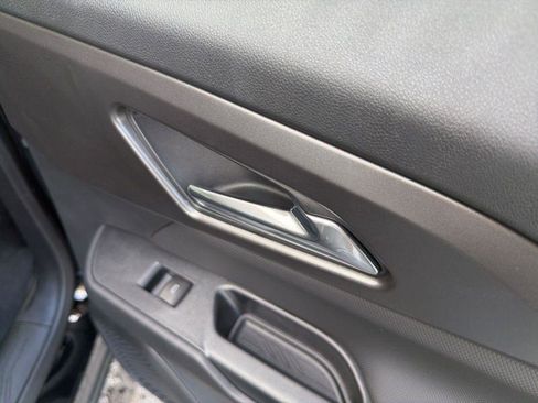 New 2026 Chevrolet Equinox EV LT image 30