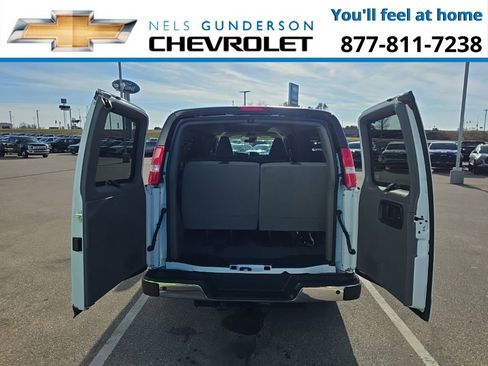 New 2025 Chevrolet Express 3500 LT w/ LT Preferred Equipment Group RWD image 9