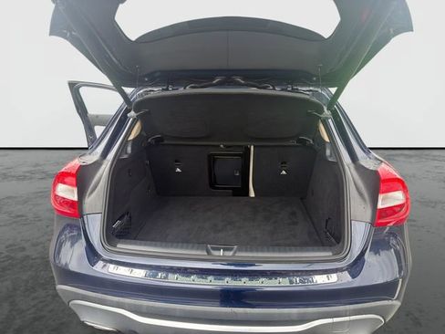 Used 2018 Mercedes-Benz GLA 250 4MATIC image 28