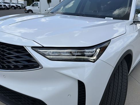 Certified 2026 Acura MDX FWD w/ Technology Package image 6