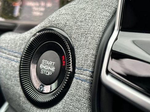 Used 2025 Jeep Compass Latitude w/ Convenience Group image 25